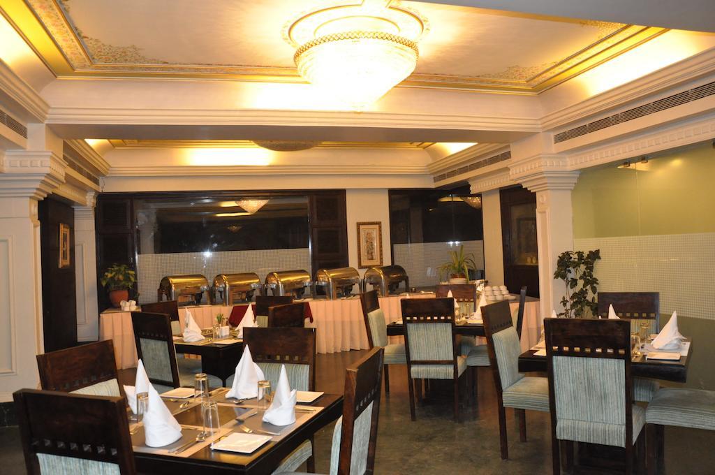 Hotel Empire Regency Τζαϊπούρ Εξωτερικό φωτογραφία
