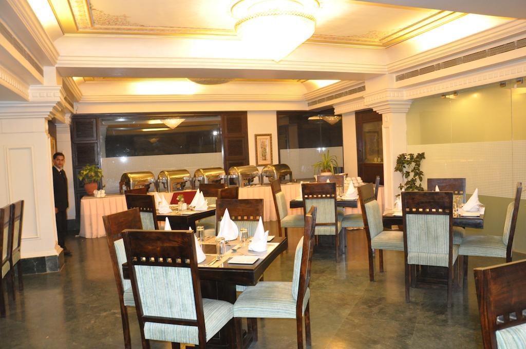 Hotel Empire Regency Τζαϊπούρ Εξωτερικό φωτογραφία